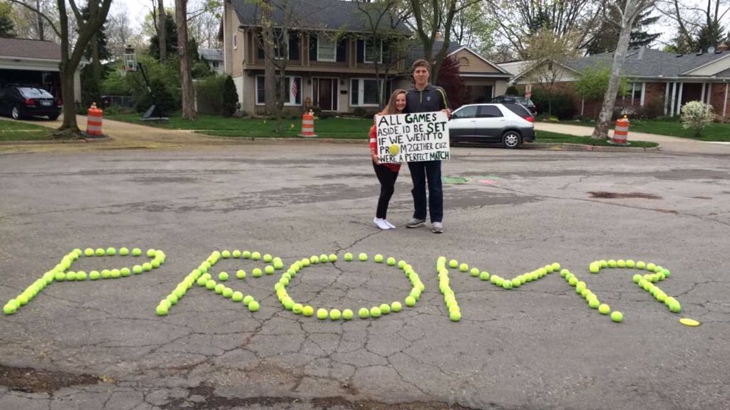 GhPromposals tweet picture