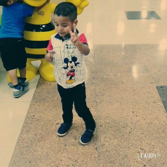 IzmaelEdwindiaz's tweet photo. #Domingo de paseo con el mi niño hermoso #edwin https://t.co/JJpEgNmqx7