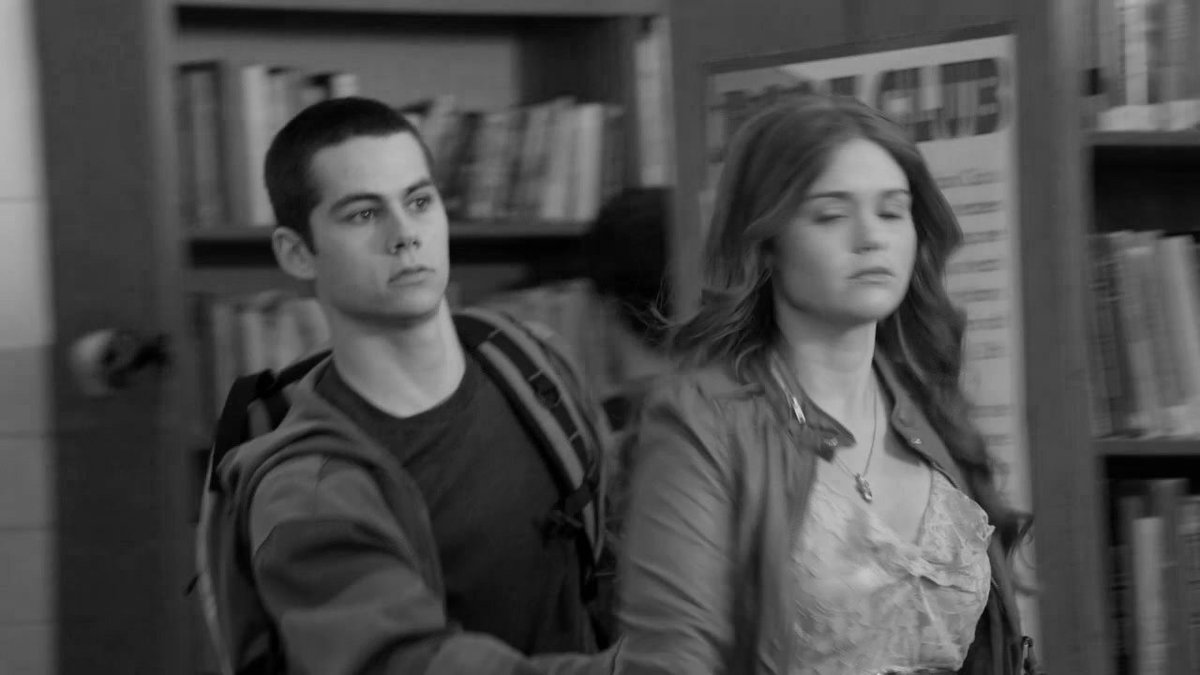 badpostydia's tweet image. "he still likes her, doesn't he?"
"yeah. but it's different now"