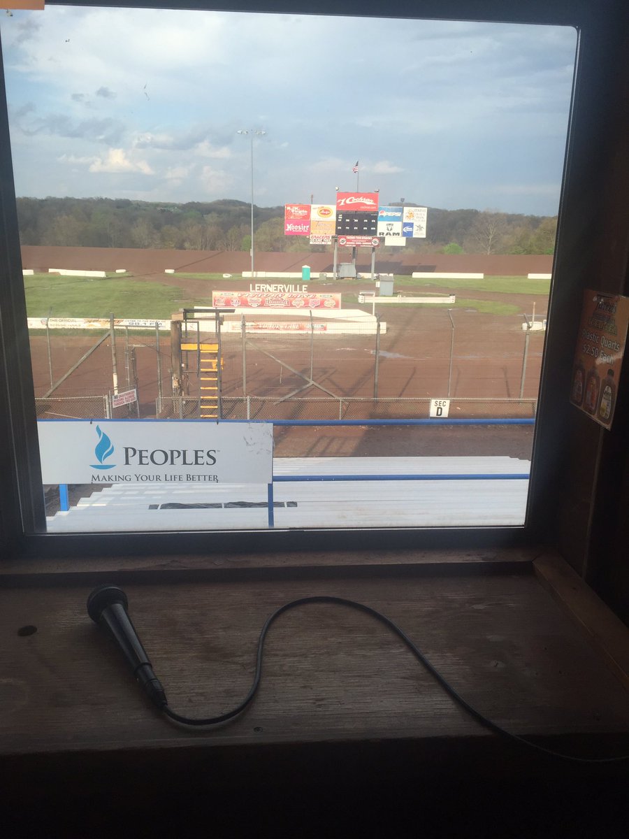 Lernerville's tweet photo. Went out to the track tonight to collect my thoughts and all I could come up with is . . . You should be here . . . https://t.co/yDpTLnj2EW