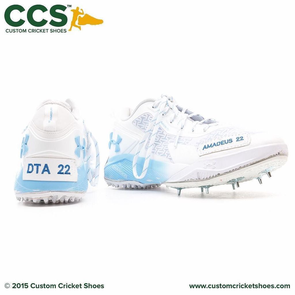 under armour cricket shoes