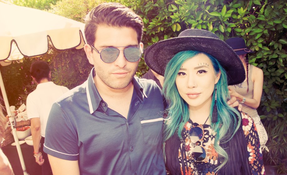 Festival flex tip #7. Go crazy w/your hair &amp; makeup <a href="/feralcreature/">eugenie</a> <a href="/gregorydava/">Gregory Dava</a> #MCMRockstar bit.ly/rockstarvan