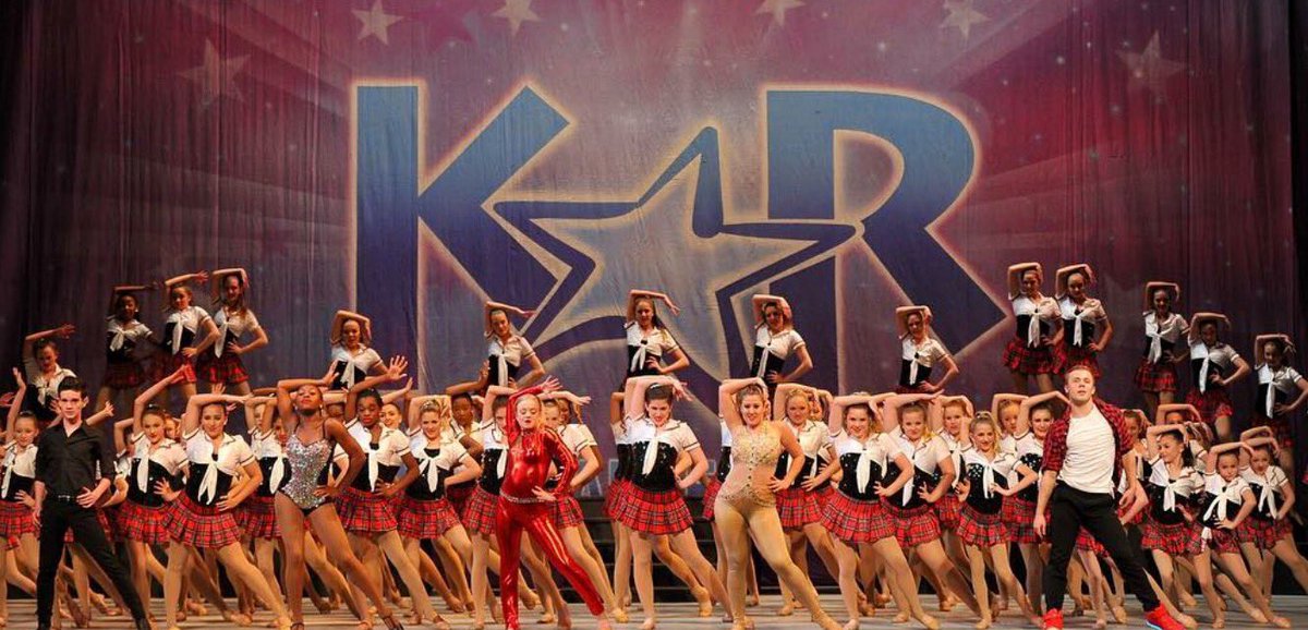 BrianneGoebel's tweet image. That's ur team? That's cute. Here mine. ❤️💪🏼 Best Season Ever with my sistas @Millerstdance