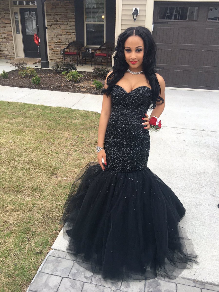PromPage2k16's tweet photo. She's gorgeous!💣❤️

@samariajd_ https://t.co/JZHUGhlZyD
