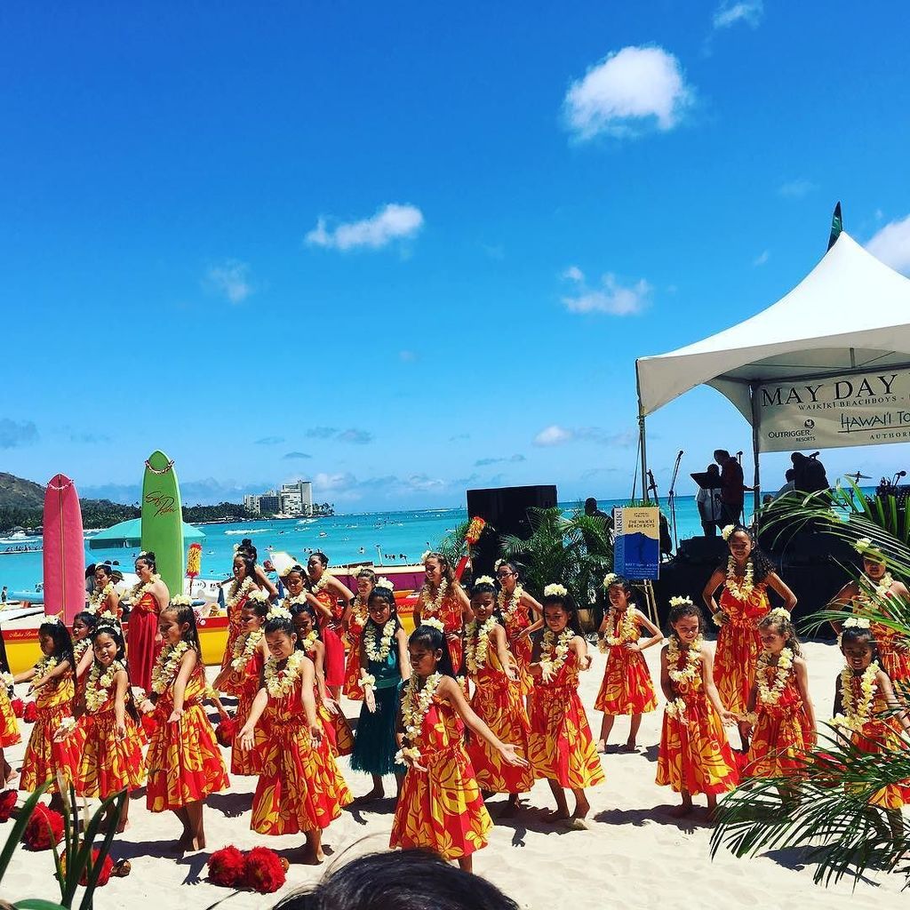 Beautiful hula from the keiki from Halau Hula Ka Hale I O Kahala! #maydaywaikiki ift.tt/1UqPVJW