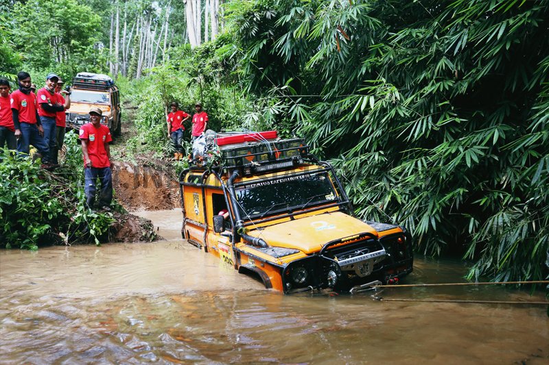 IOX - Meratus 2016 Day 1 &amp; 2 ; Banjarbaru – Awang Bangkal – Riam Kanan – Track HTI

indonesiautvclub.com/photo-gallery-…