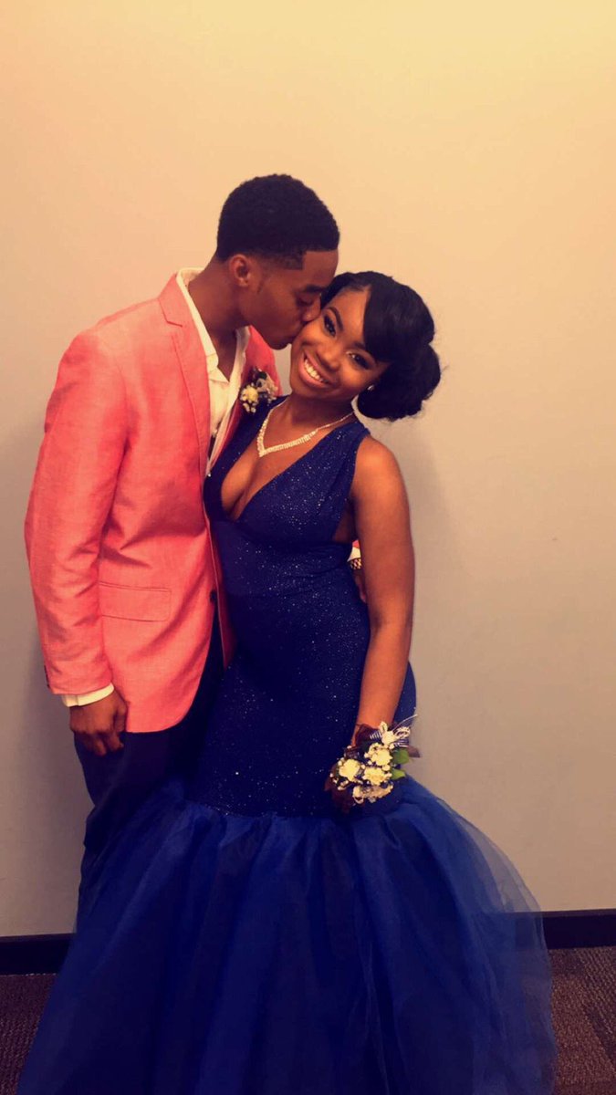 PromPage2k16's tweet photo. Love!💙����

@dejjaa7 https://t.co/B126CM863V