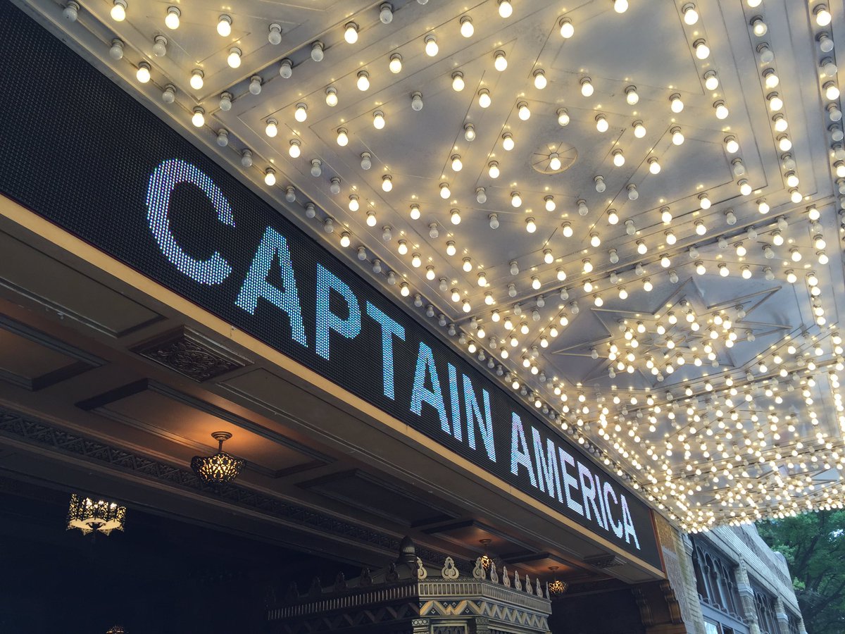 mizmurrad's tweet photo. .@CaptainAmerica Civil War premiere at @TheFoxTheatre! #GeorgiaFilm https://t.co/i7c7t0BKrm