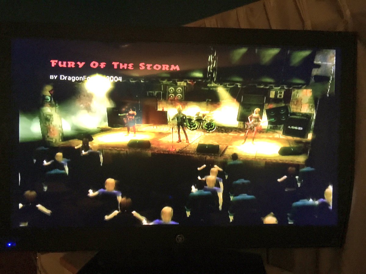 katiekat_1994's tweet photo. Feeling it's time for some Guitar Hero 🎤🎸 #Wii #GuitarHero #WarriorsofRock #motivation #sum41 #furyofthestorm https://t.co/qJoaYNOxZu