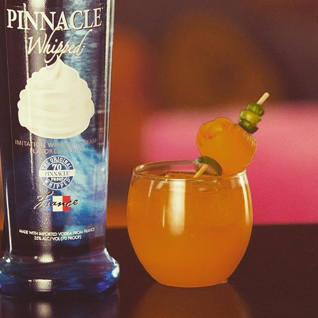 WeAreGCLRS's tweet photo. #dreamsicle #yum #TGIF #Pinnaclevodka #vodka #cocktails #recipe (photo by: @pinnaclevodka) https://t.co/m4FfJ1ynGN