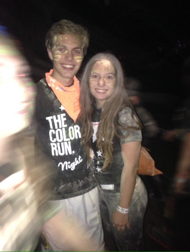 rachelburger7's tweet photo. Great night last night ❤️ #ColorRunChile https://t.co/sXLhvEWll9