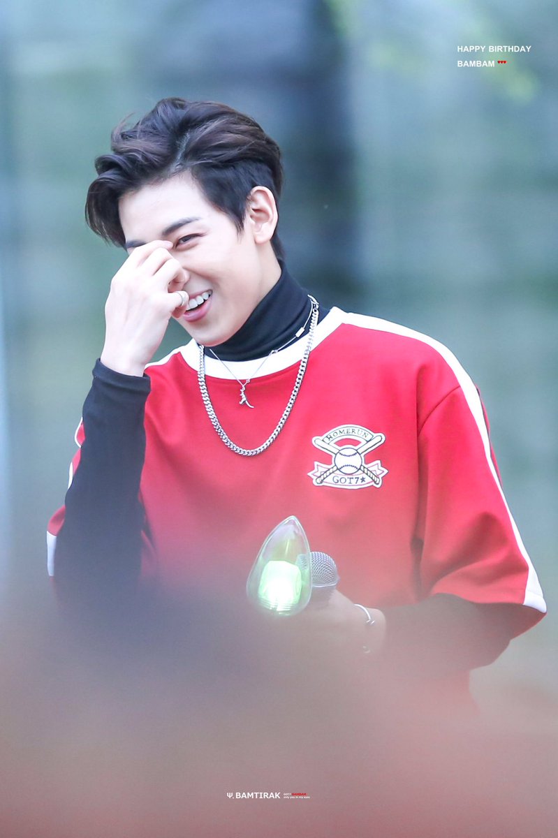 BAMTIRAK's tweet photo. 🎂🎂🎂

HAPPY BIRTHDAY DAY
#Happy20thBamBamDay 
@BamBam1A 💕🐍💕

https://t.co/yrrflrEhIG 
https://t.co/ZD2TOykIle https://t.co/dI8YJfbLec