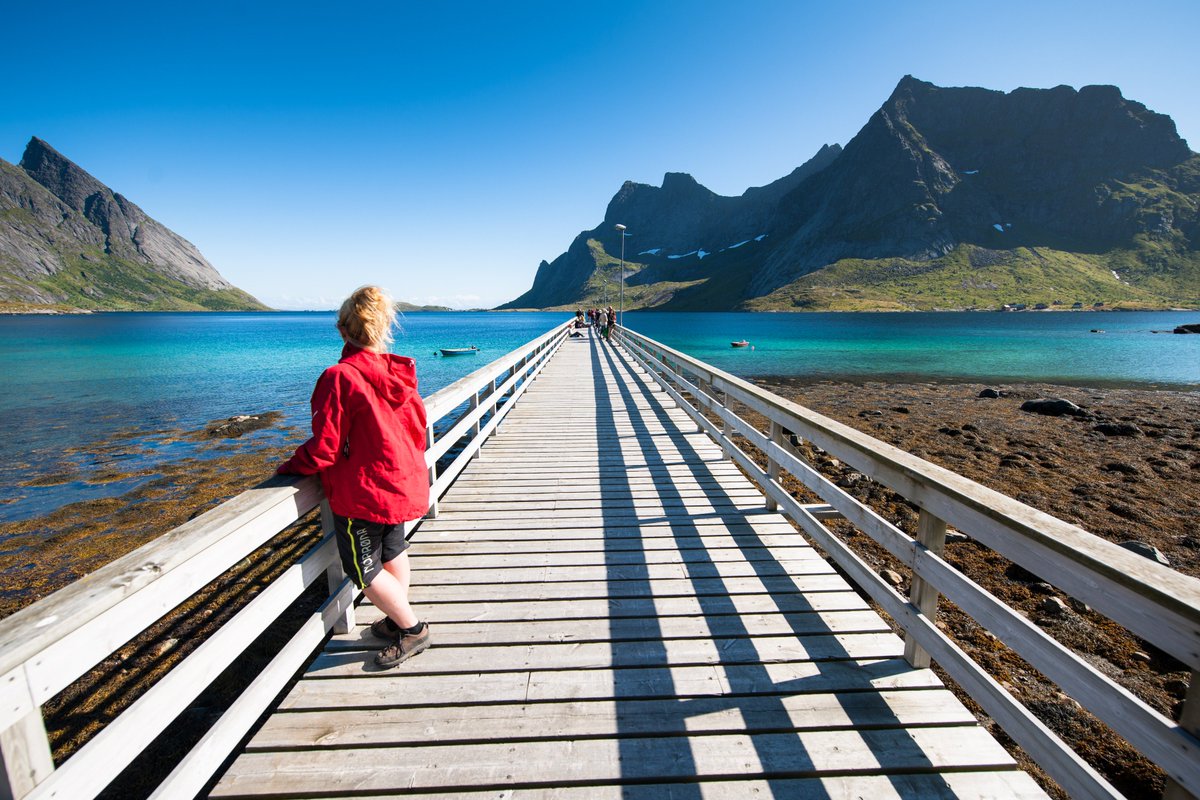 StudyinNorway's tweet photo. Quality education, safe society, beautiful nature:Norway ranked as the best place to live. .https://t.co/kQUASRWGOA https://t.co/NCE3nZRxch