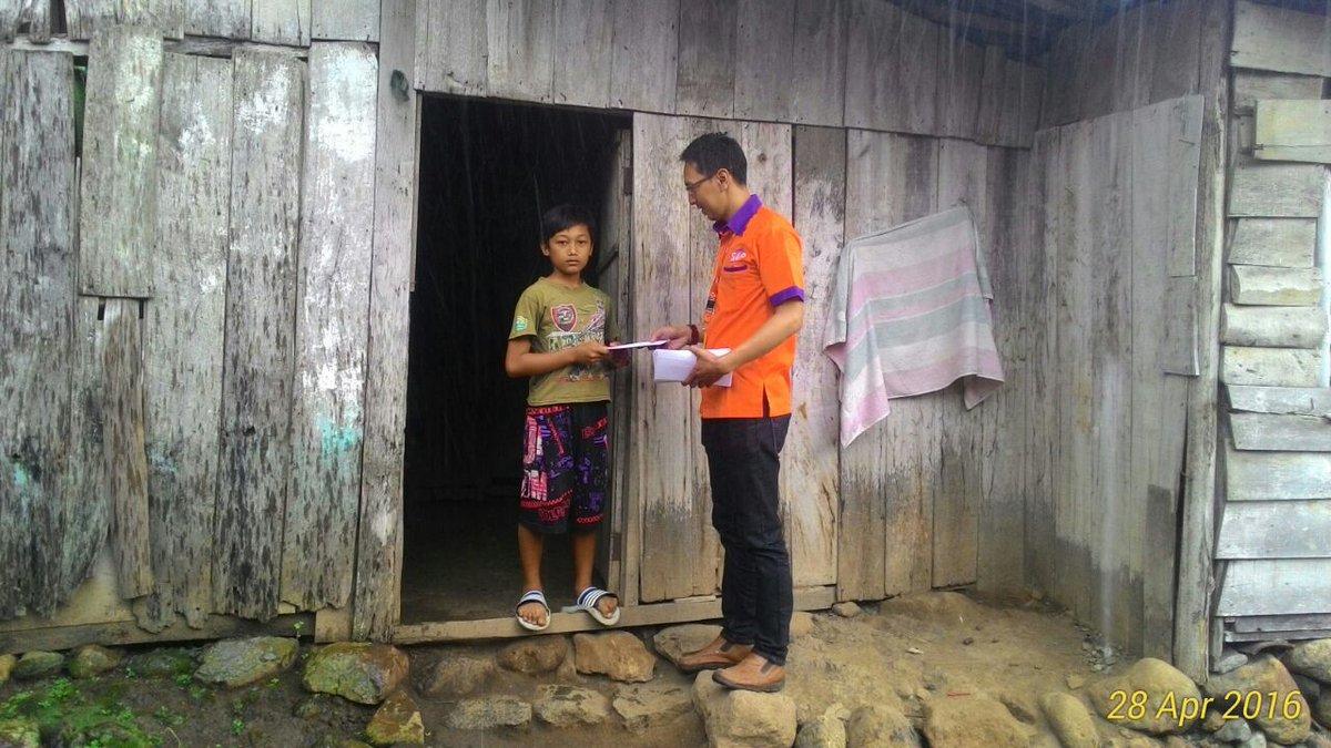 SapExpress's tweet image. KIP tepat sasaran langsung, bagi anak dan keluarga yang tidak mampu di Dusun Pakopen Kec. Bandugan Kb. Semarang