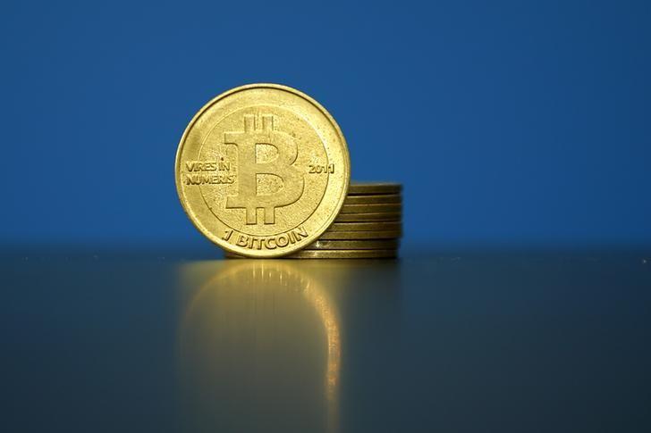 Bitcoin creator confirms identity as Australian Craig Wright: BBC reut.rs/1O9C83S