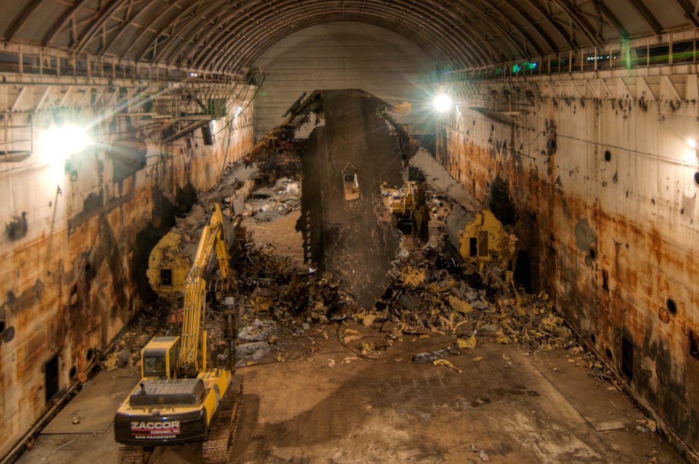 ぱらみり デマばら撒きアカウント Twitterren アメリカ ステルス実験艦シーシャドウってあったやろ あれ もう用済みで実用性もないし金だけ食うからオークションで売却してスクラップにするわ 解体業者には専用浮きドックもオマケでつけるよん