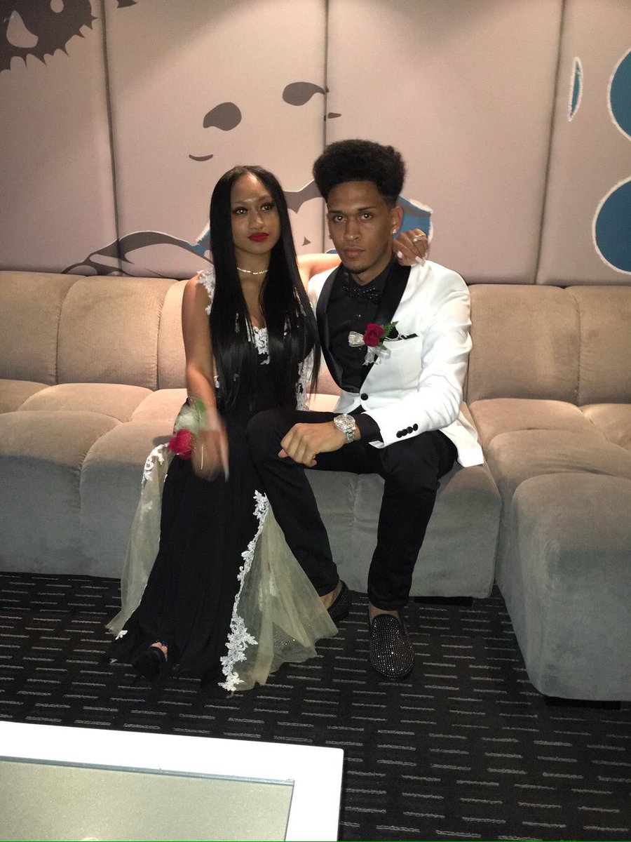 PromSlay2k16's tweet photo. Looking like money 💸😍 @__Tit0 #promslay2k16 https://t.co/Gvb12dVQGn