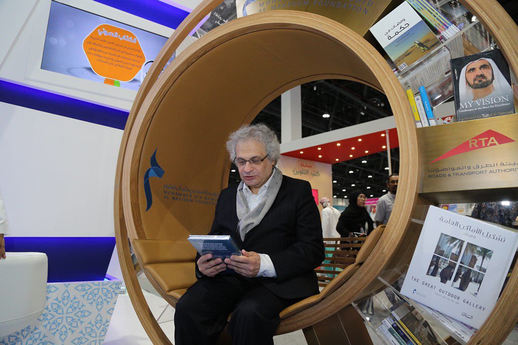 مؤسسة محمد بن راشد آل مكتوم للمعرفة - MBRF (@mbrf_knowledge) on Twitter photo شخصية العام الثقافية ،الكاتب #أمين_معلوف يزور منصة #مؤسسة_محمد_بن_راشد_آل_مكتوم ويطلع على #كرسي_المعرفة في <a href="/ADIBF/">AD Int Book Fair</a> شخصية العام الثقافية ،الكاتب #أمين_معلوف يزور منصة #مؤسسة_محمد_بن_راشد_آل_مكتوم ويطلع على #كرسي_المعرفة في <a href="/ADIBF/">AD Int Book Fair</a>