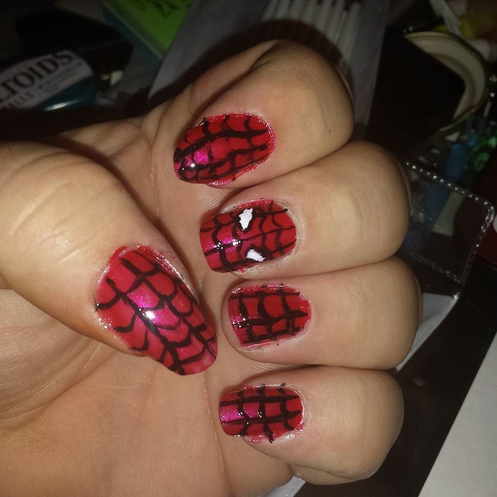 hedonails's tweet photo. This week's #nails I'm rocking a #spiderman theme #naillacquer #nailart #nailpolish #hedonails #guynailart #guynail… https://t.co/Ro7anGA9iG