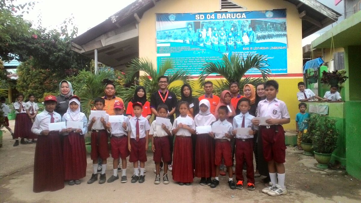 SapExpress's tweet image. SAP Express Salurkan Kartu Indonesia Pintar di Kota Kendari, atas kerjasama dng Kemendikbud
#kartuindonesiapintar