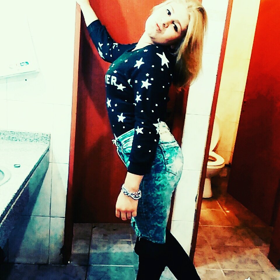 vikibuzzo's tweet image. 