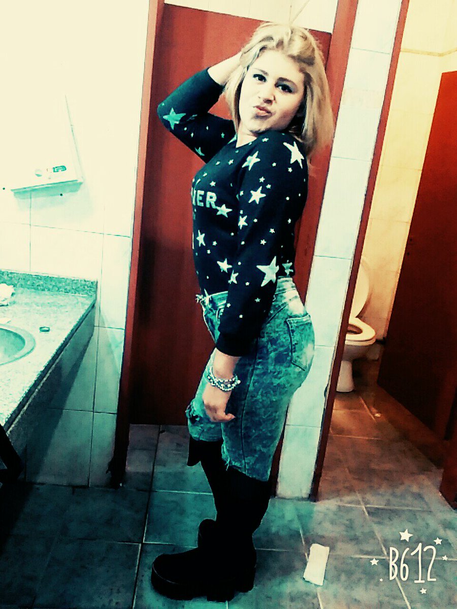 vikibuzzo's tweet image. 