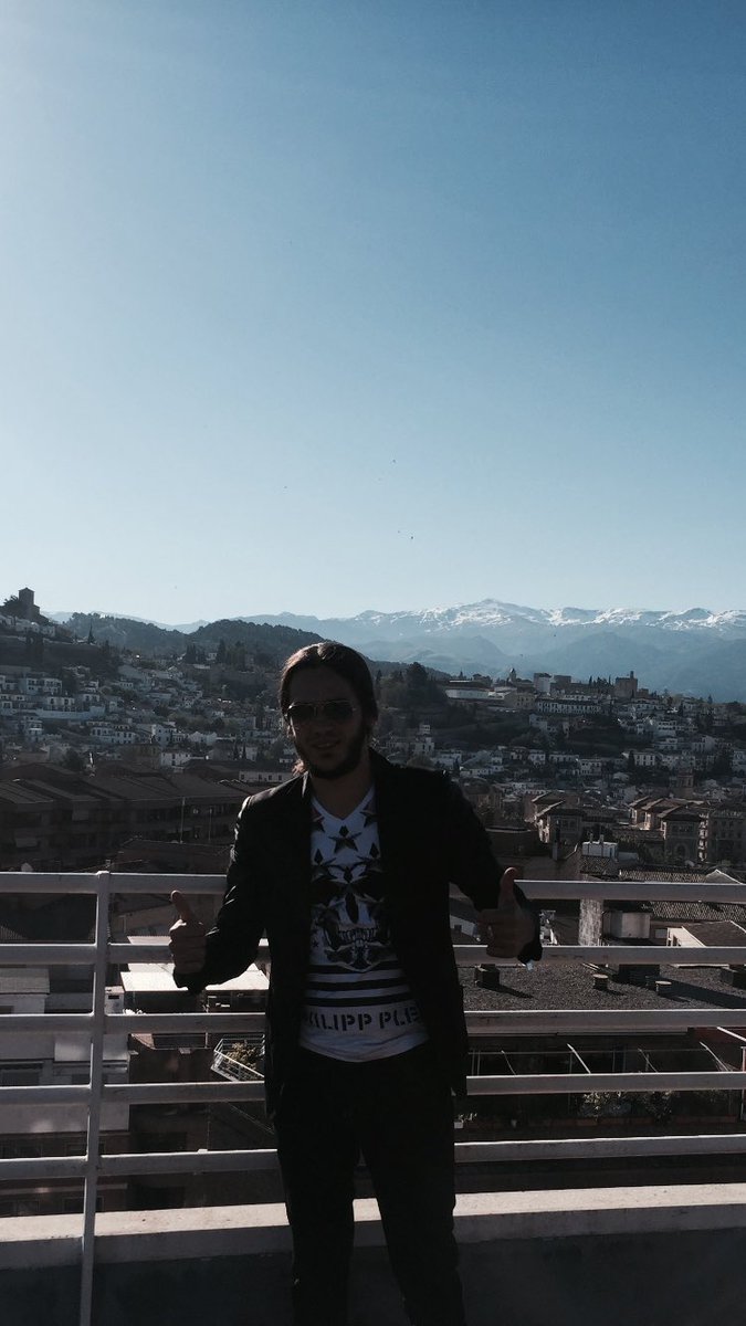 canelitareal's tweet photo. Buenos días desde Granada preparado para las cruces fiestas granadina!👌🏻😜😜 https://t.co/v8RV8oj1Av