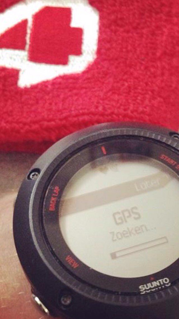 FastFootRunners's tweet photo. Nieuwe week, nieuwe trainingen... Met dank aan @dance4lifeNL @SuuntoHorloges https://t.co/geD2y0sSzr
