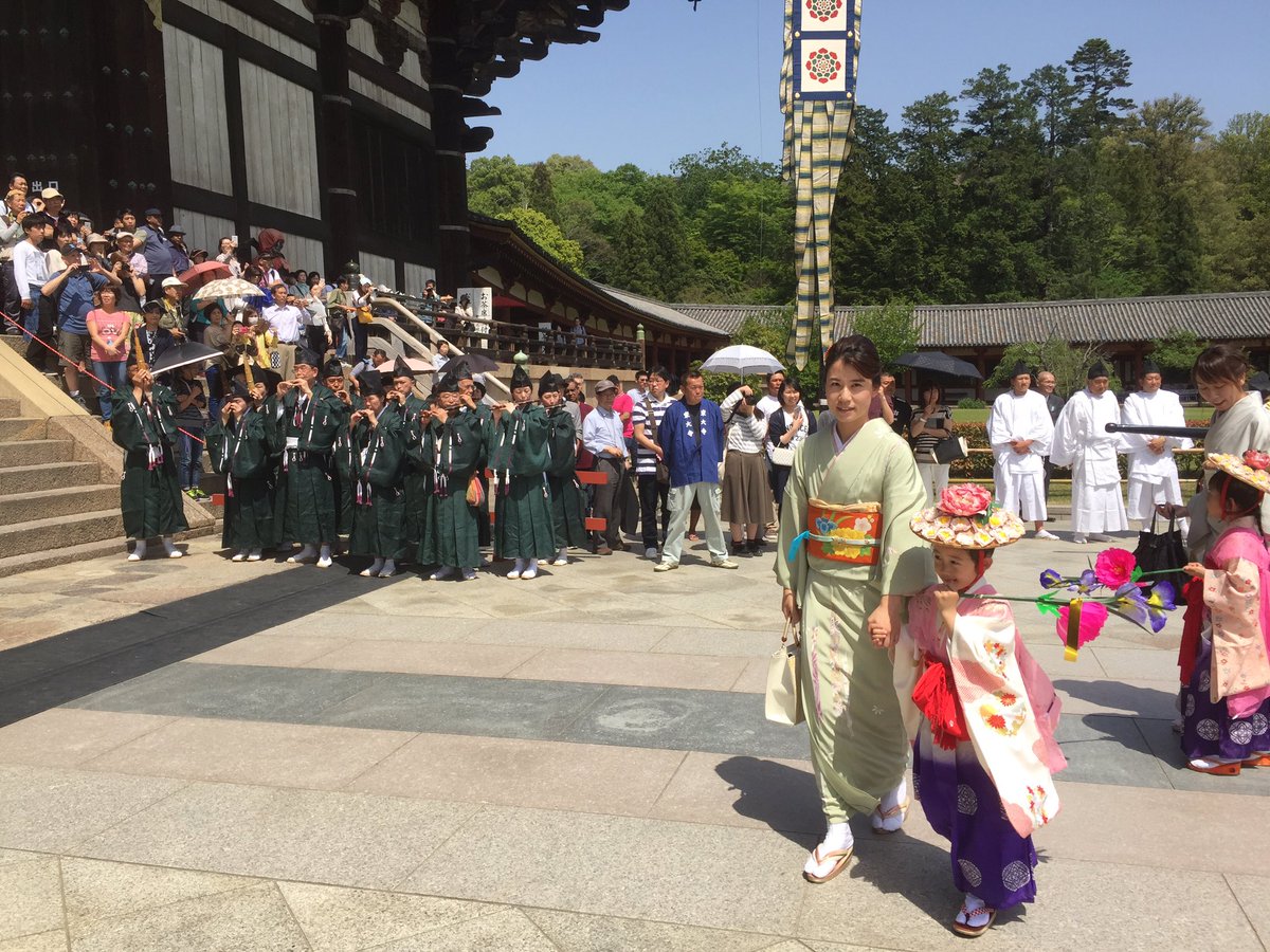 東大寺学園幼稚園 聖武天皇祭 紫組が稚児行列に参加しました 良い思い出になりましたね 東大寺学園幼稚園 聖武天皇祭 紫組が稚児行列に参加しました 良い思い出になりましたね