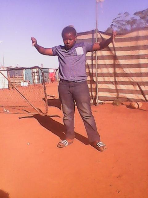 motimak02's tweet image. Hello world #MyFirstTweet yasho e yase farmton welele vandal