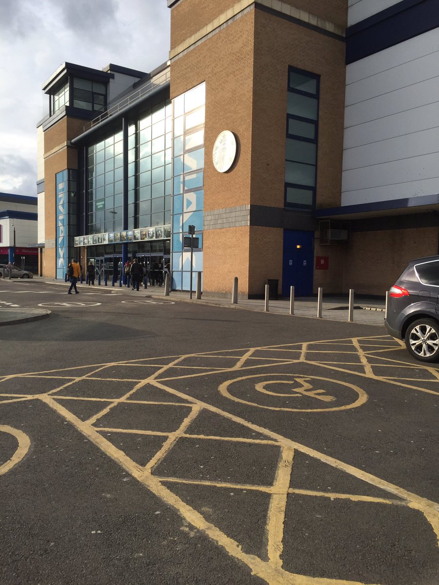 bucksamandy's tweet image. #reasonableadjustment @CinewrldCrawley 2 groundfloor disabled loos knockinto1 Gotta #changingplace #spacetochange