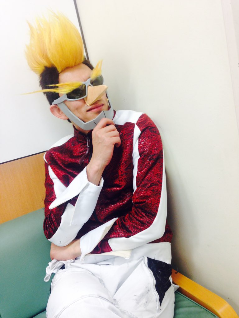 Uzivatel 舞台 Fairy Tail 公式 Na Twitteru ライブ ファンタジー Fairy Tail 昨日の休憩の一間 レーサー役の伊藤さんは インラインスケートのトッププロライダー レーサーとのバトルシーンもこの作品の見所のひとつ 稽古ではこんなジャンプも フェアステ