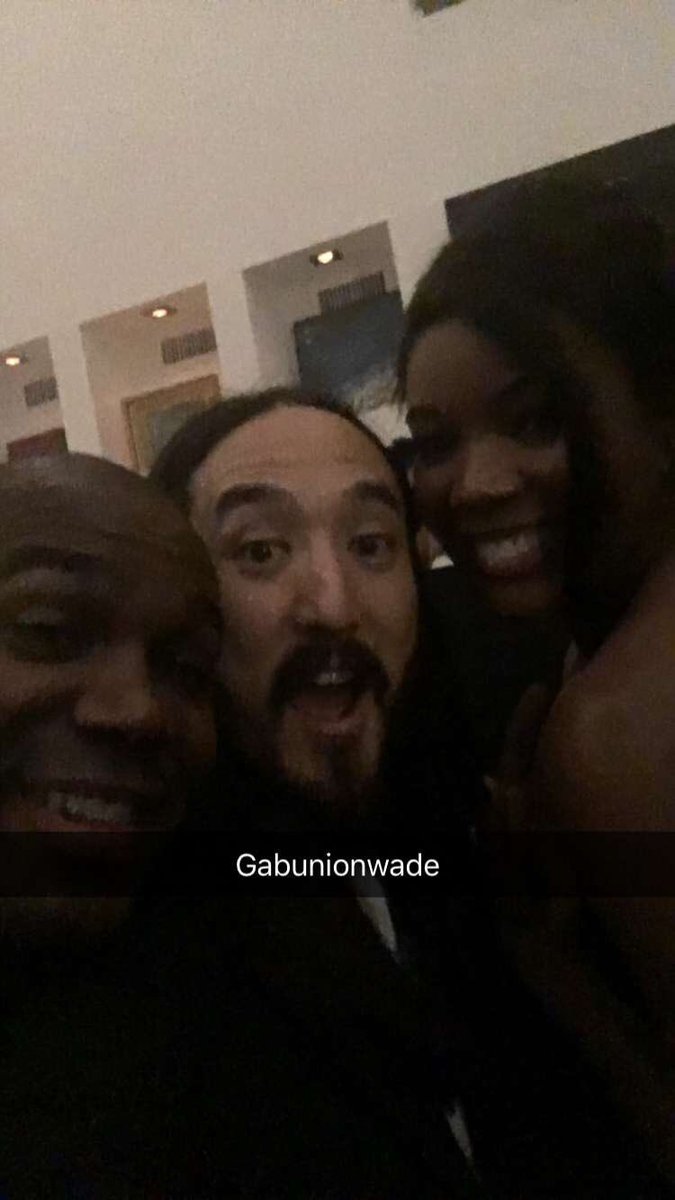 Ultimate selfie w/ the dopest of the dope @itsgabrielleu https://t.co/U8yTdrP80s