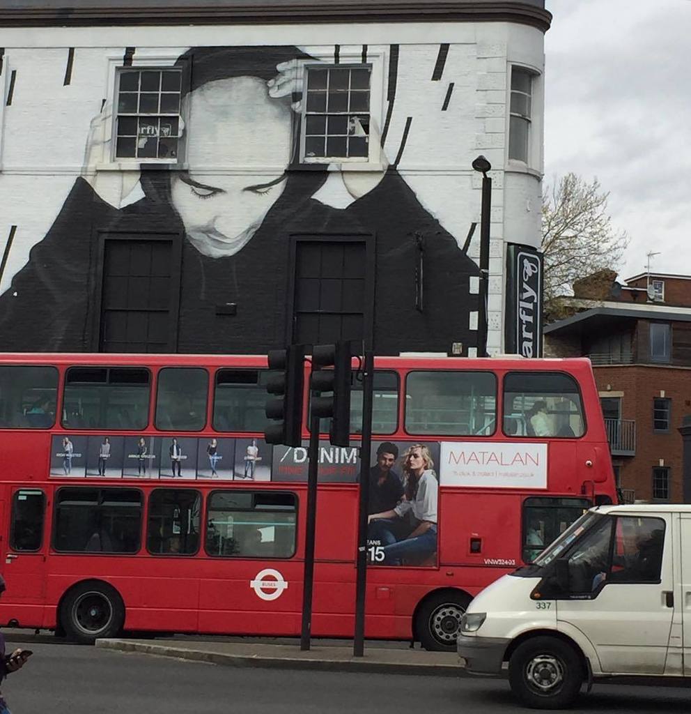 StArtEverywhere's tweet photo. Someone To Watch Over Me. #icu_britain #ukpo #londonforyou #7global_1day #transfer_visions #panelagram #anonymous_… https://t.co/Fofb4ZBf6X