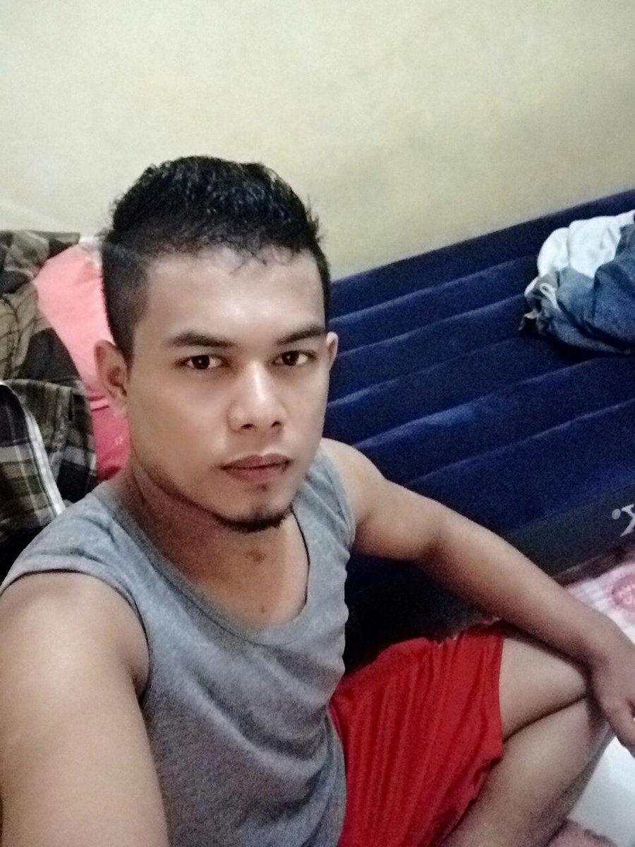 EdoAji5's tweet photo. Yg minat pijat pull bodi Pijt pitaliti hub wa 085891384576.almt jln rawajati barat2 belakang aprrtmn klibta jaksel. https://t.co/OYYVefhBMg