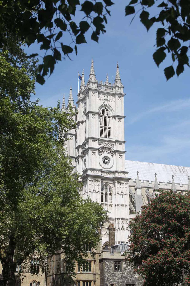 wabbey's tweet photo. The Abbey bells are ringing out to celebrate the first birthday HRH Princess Charlotte of Cambridge https://t.co/FGs0aKLcNG