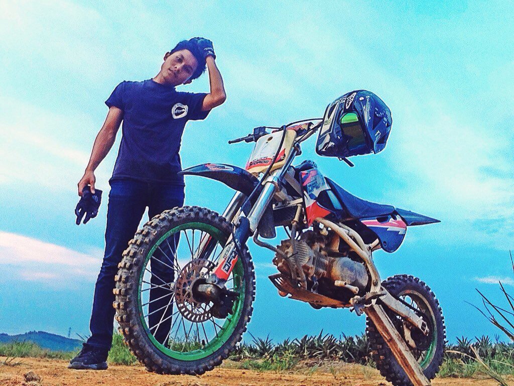 _miziRamli's tweet photo. Born to ride�� https://t.co/ym9DIzmWge