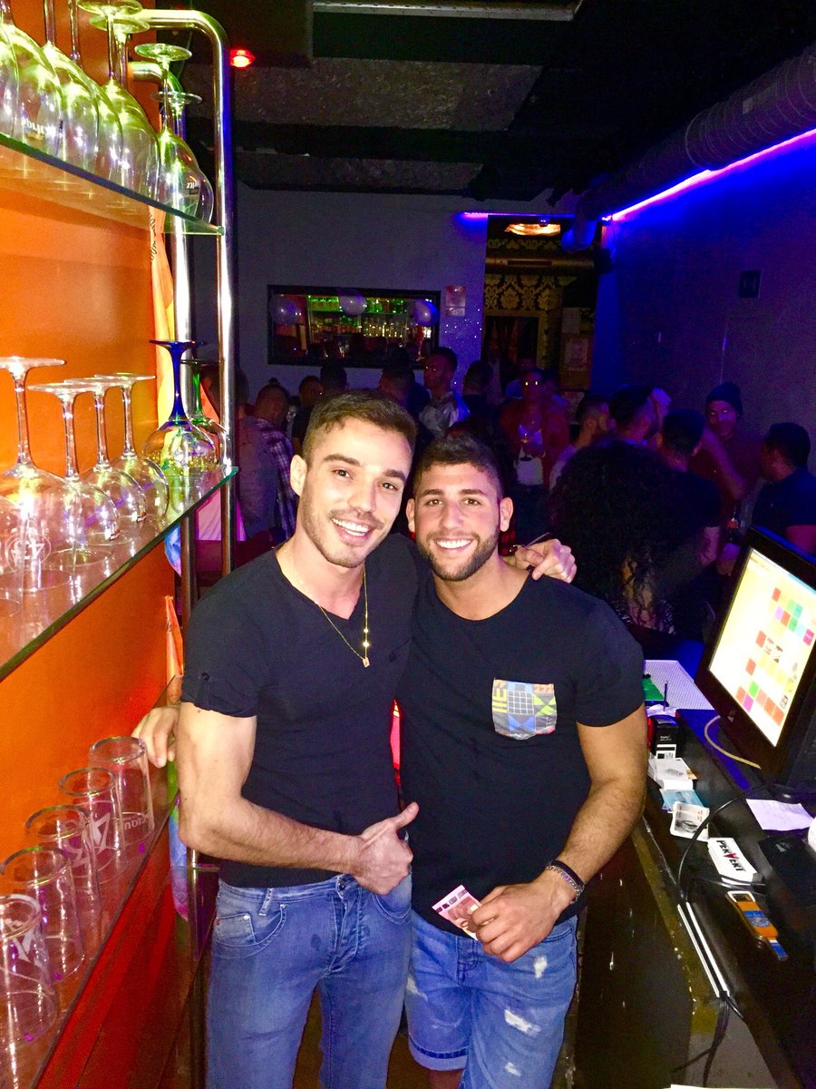 Interactive gay bars lesbian club guide