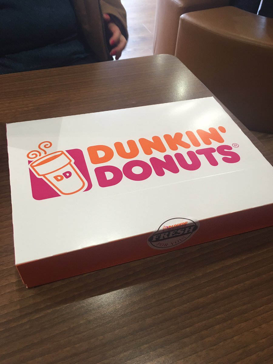 crazycalder's tweet photo. @DunkinDonuts https://t.co/pg7uLKs80N