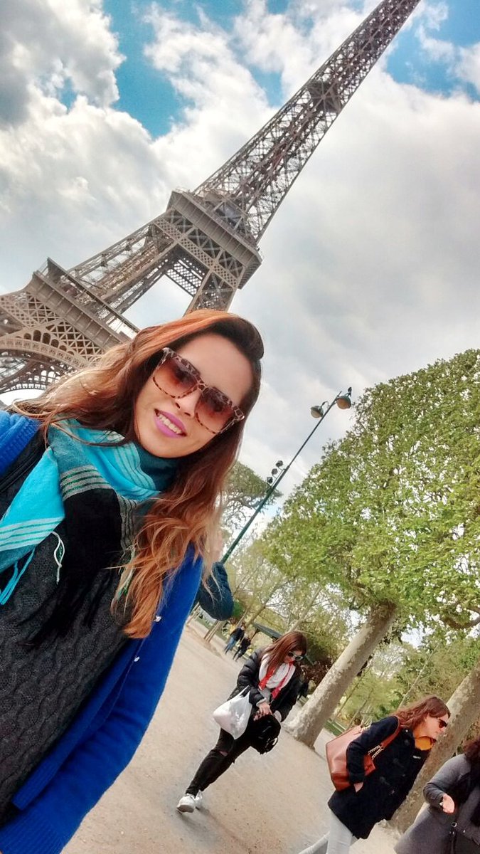 PalomaChef's tweet photo. 🗼❤🗼❤ https://t.co/6fKjAxVtec