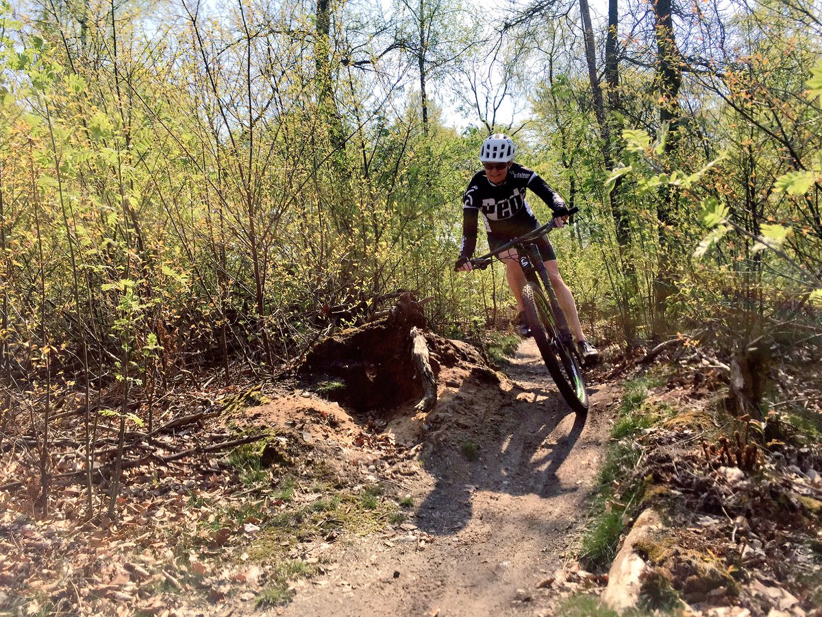 De nieuwe Scalpel-Si. Vandaag en morgen gepresenteerd voor de Benelux dealers vanaf VillaVélo #primeur #trots