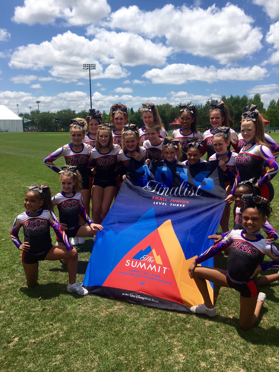 brookenicole925's tweet photo. you'll always b my family and ty for all the memories so glad I was apart of this team love u guys sm💜 Fierce 15-16 https://t.co/cELIE8GWUI