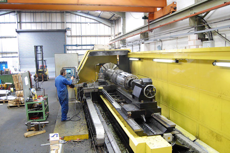 Adelaide_Eng's tweet photo. Large Cnc Machining @Adelaide_Eng @owen_sharples @machinedfabs @askeyprecision #LargeCncMachining https://t.co/0HGHV1FEXV