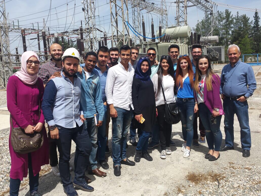 'Mühendislik sahada öğrenilir' diyen @ZirveUniversite 'si IEEE Student Branch öğrencileri :)
