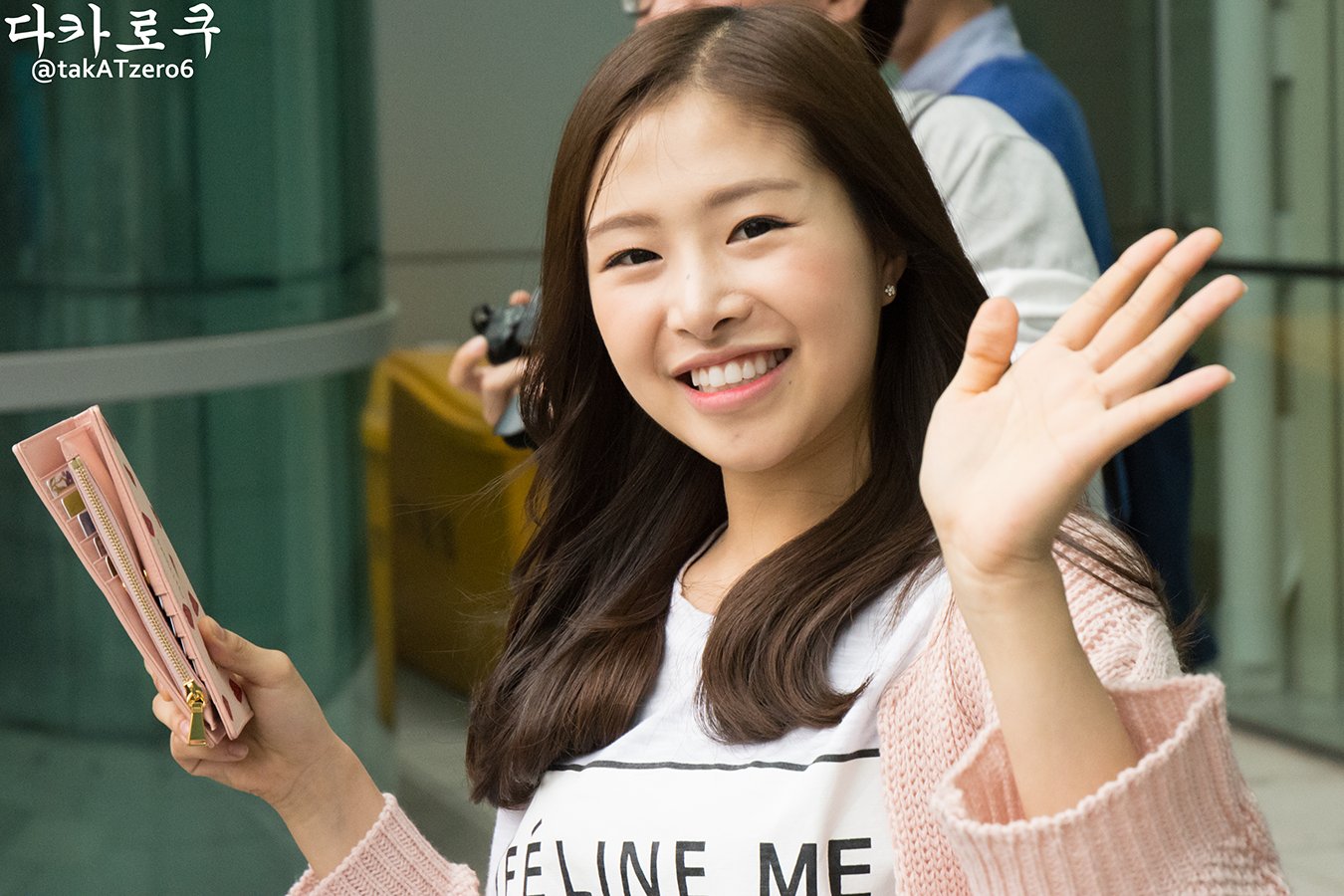 ChcFvAcUUAAx29K.jpg:orig