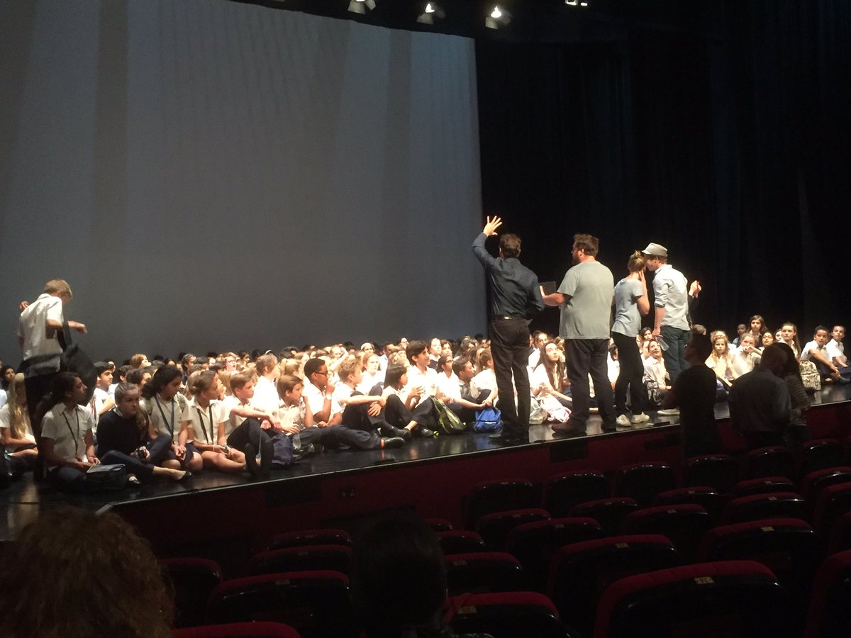 Taaleem's tweet photo. @passionpractice @bencrystal @DUCTAC Mythical Creatures Workshop with a cast of 100s https://t.co/5T0XcfxLW1