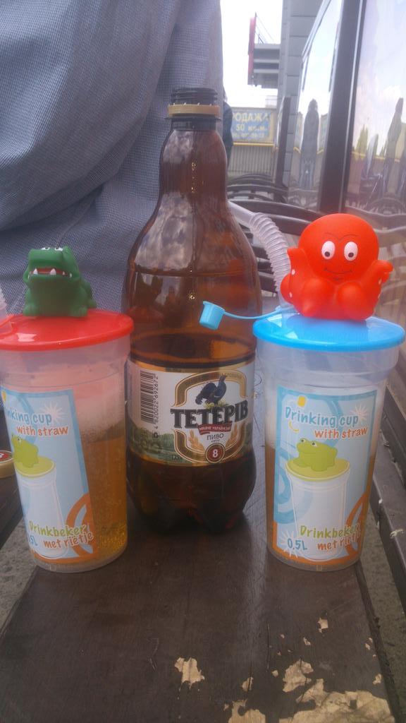 soskaebanaua783's tweet image. Впали в децтво