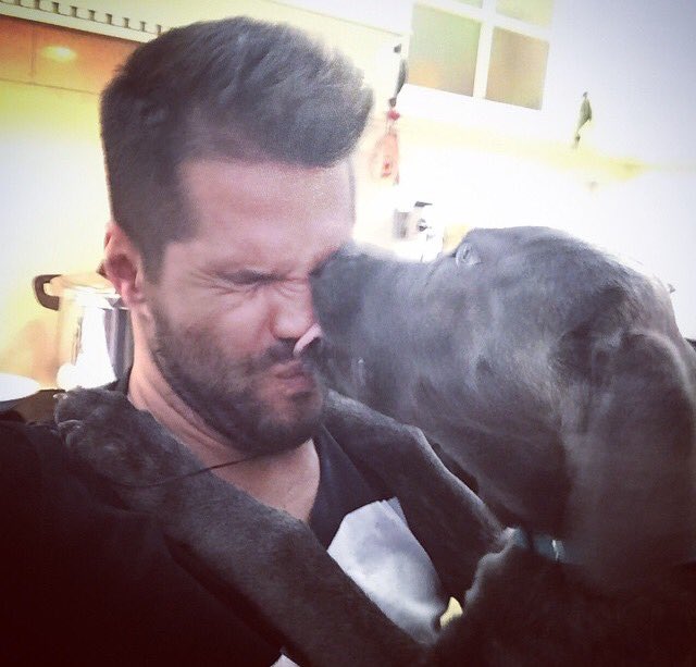 DogMatch_gr's tweet photo. Χρόνια Πολλά Γιωργο Τσαλίκη!Χρόνια πολλά σε όλες τις #Γιωργίες και όλους τους #Γιώργους #nameday #tsalikis #dogmatch https://t.co/1qovCS0zFP