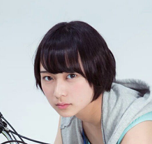 ayaneshika46's tweet image. 美少女過ぎて美少年。
鈴木絢音。