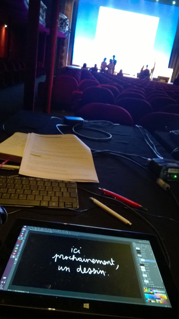 LeelyLive's tweet photo. Cet aprèm je dessine au... Trianon !#LiveDrawing https://t.co/3LGTEDjGvd